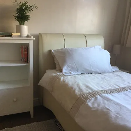 Main Street Single Rum i privatbostad *